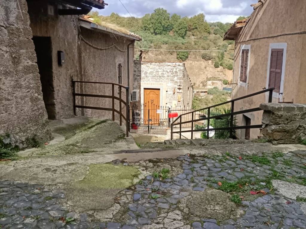 Casa indipendente a Vallerano in Via Colle a Frio - Foto 2