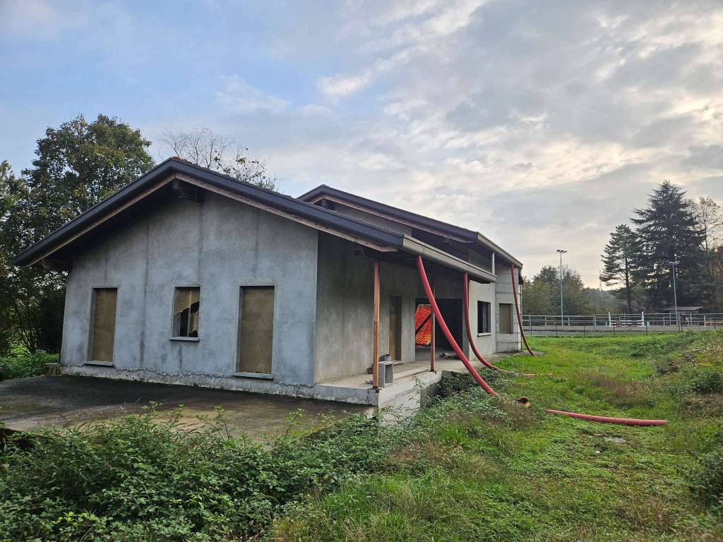 Villa a Montorfano in via Europa Unita - Foto 2