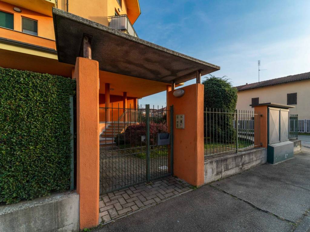 Appartamento a Poirino in Via Isolabella, 61 - Foto 2