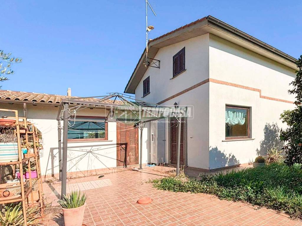 Villa a Anguillara sabazia in Via dei Sambuchi - Foto 2