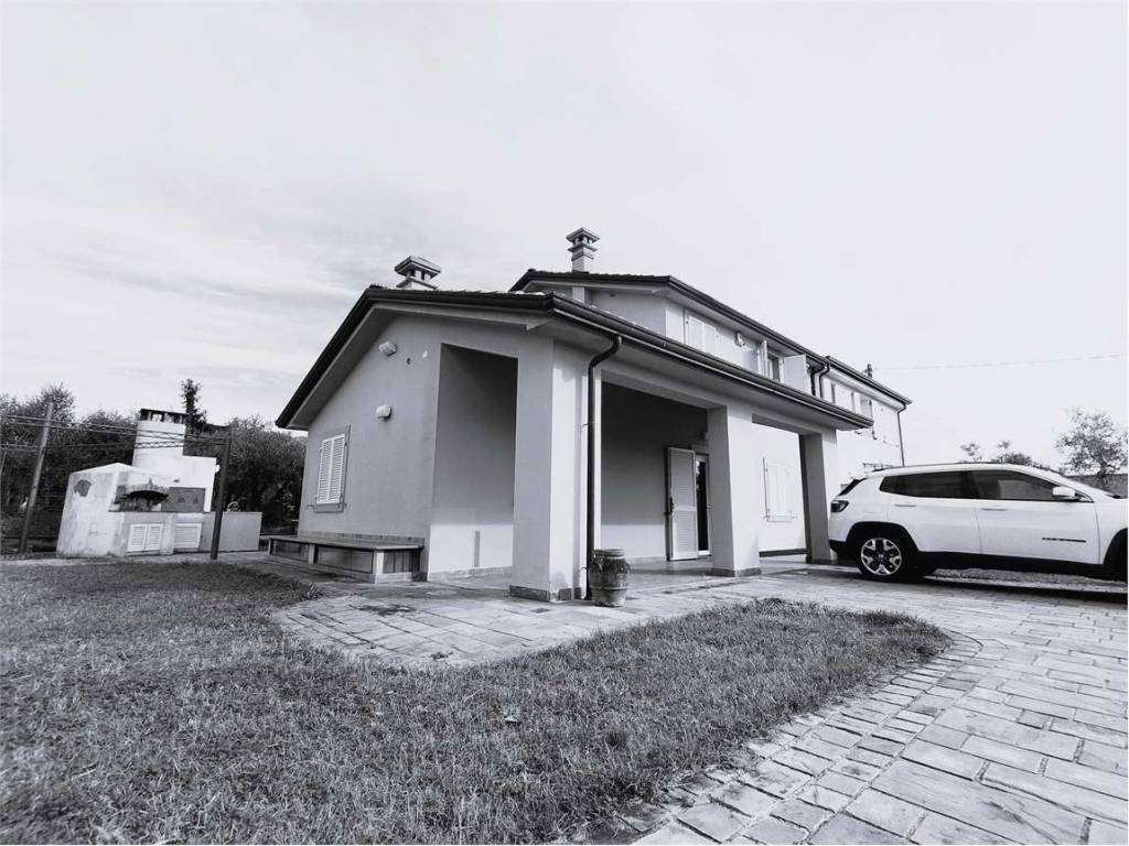 Villa a Castelnuovo magra in SALICELLO - Foto 3