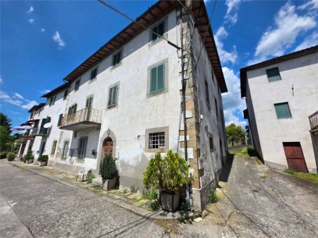 Appartamento a Barga in Via Del Molino No Number - Foto 2