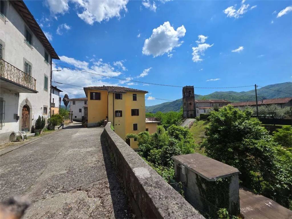 Appartamento a Barga in Via Del Molino No Number - Foto 4