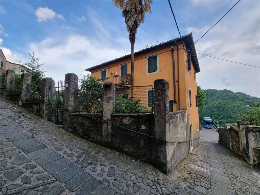 Appartamento a Coreglia antelminelli in Via Degli Orti - Foto 2