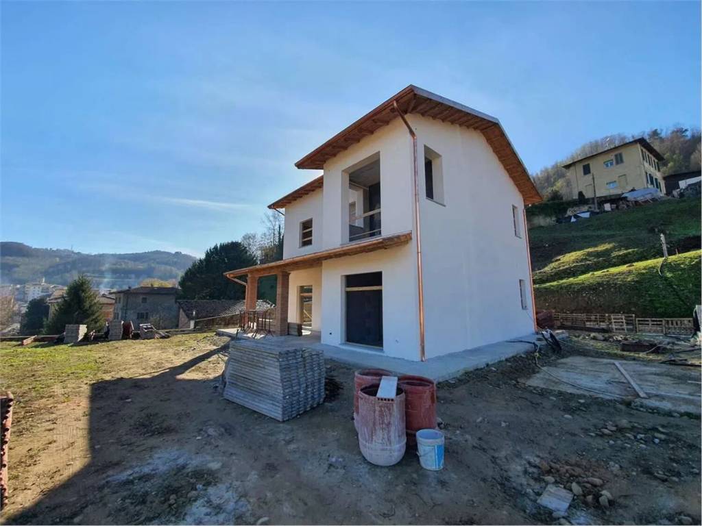 Villa a Castelnuovo di garfagnana - Foto 2