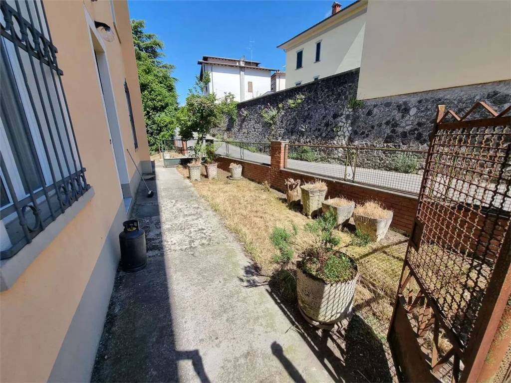 Appartamento a Piazza al serchio in Via Alessandro Volta No Number - Foto 4