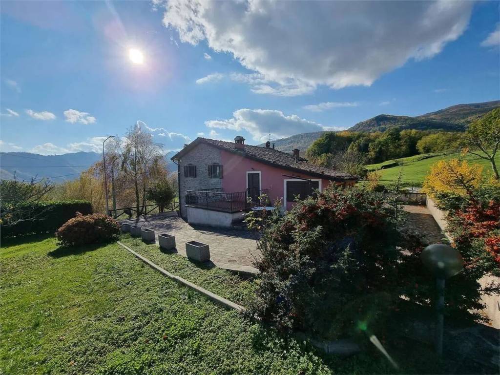 Rustico / casale a Castelnuovo di garfagnana - Foto 2