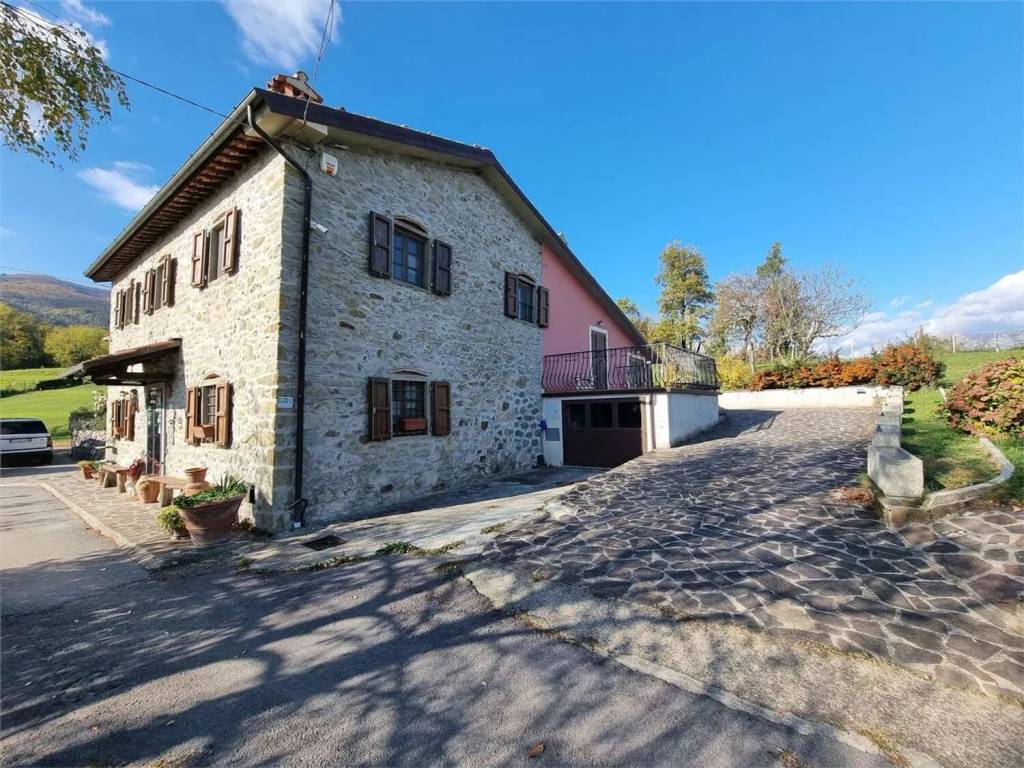 Rustico / casale a Castelnuovo di garfagnana - Foto 3