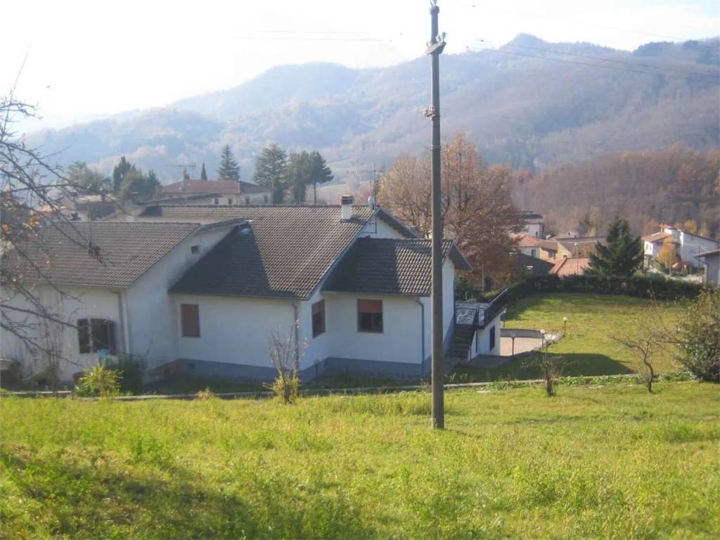 Villa a Piazza al serchio in Strada Regionale 445 - Foto 2