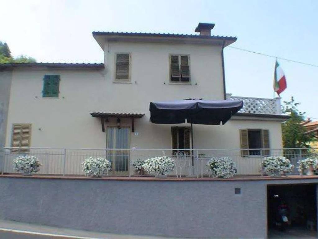 Villa a Piazza al serchio in Strada Provinciale 51 - Foto 2