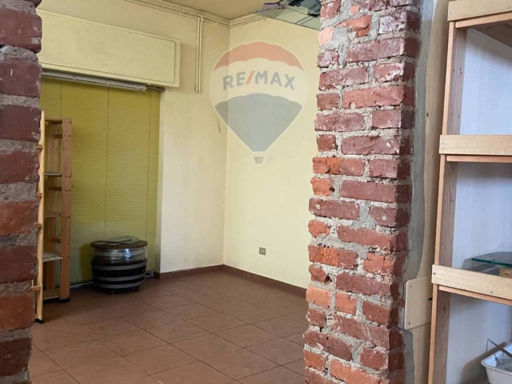 Immobile a Luino in Piazza Tolini, 8 - Foto 3