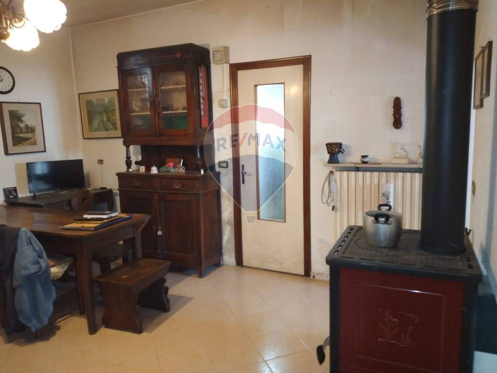 Appartamento a Cittiglio in Via Verdi, 36 - Foto 4