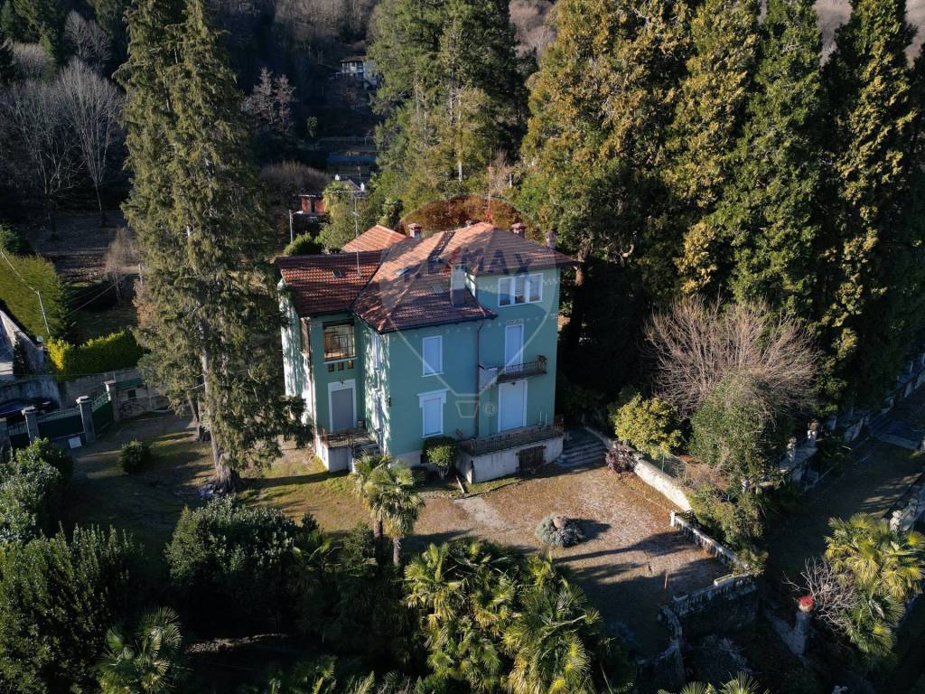 Villa a Marchirolo in Via Mazzini, 23 - Foto 2