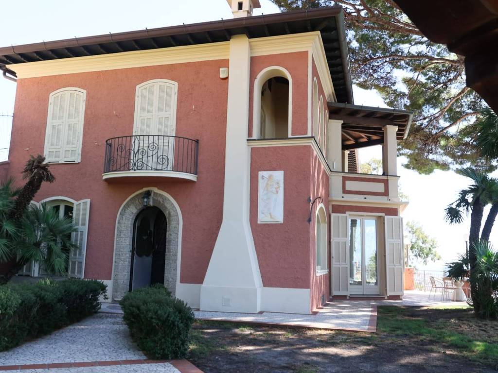 Villa a Ventimiglia in Via Roma, 10 - Foto 4