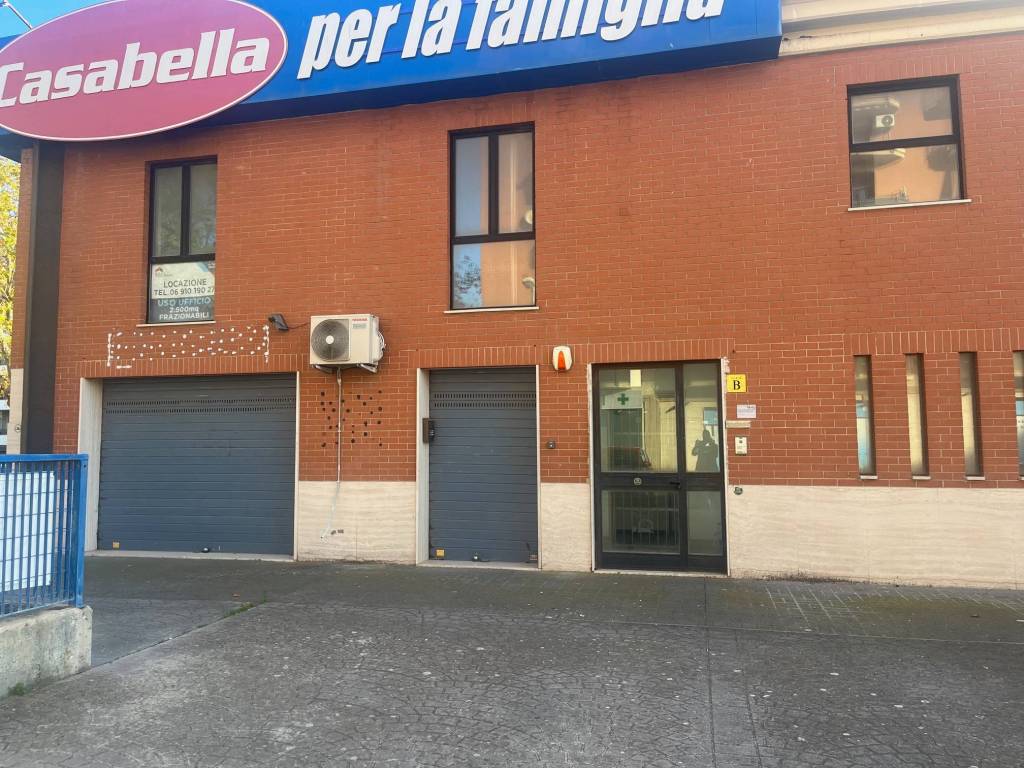 Immobile a Pomezia in Via Alcide De Gasperi, 4 - Foto 2