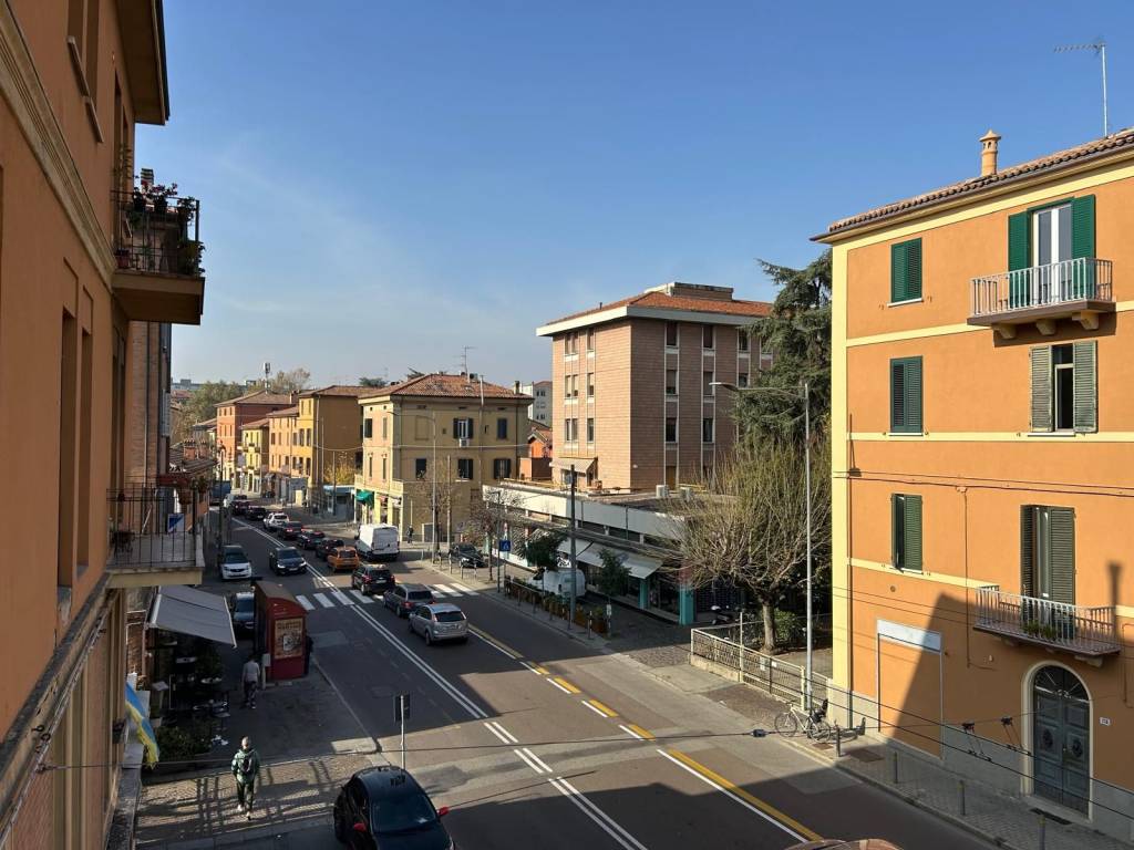 Appartamento a Bologna in Via Giuseppe Massarenti, 55 - Foto 3
