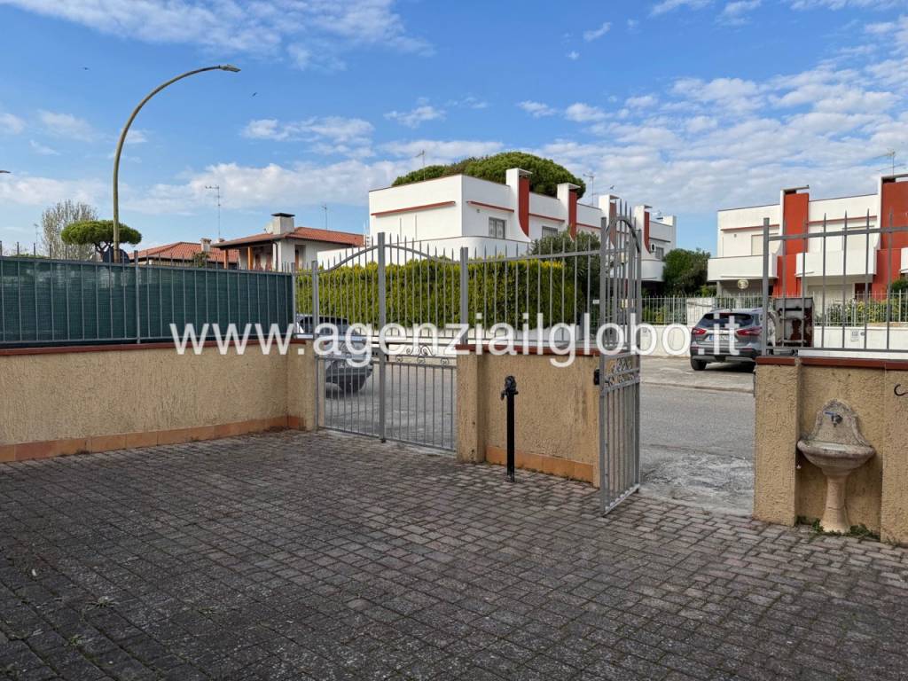 Villetta a schiera a Comacchio in Viale Germania, 67 - Foto 2