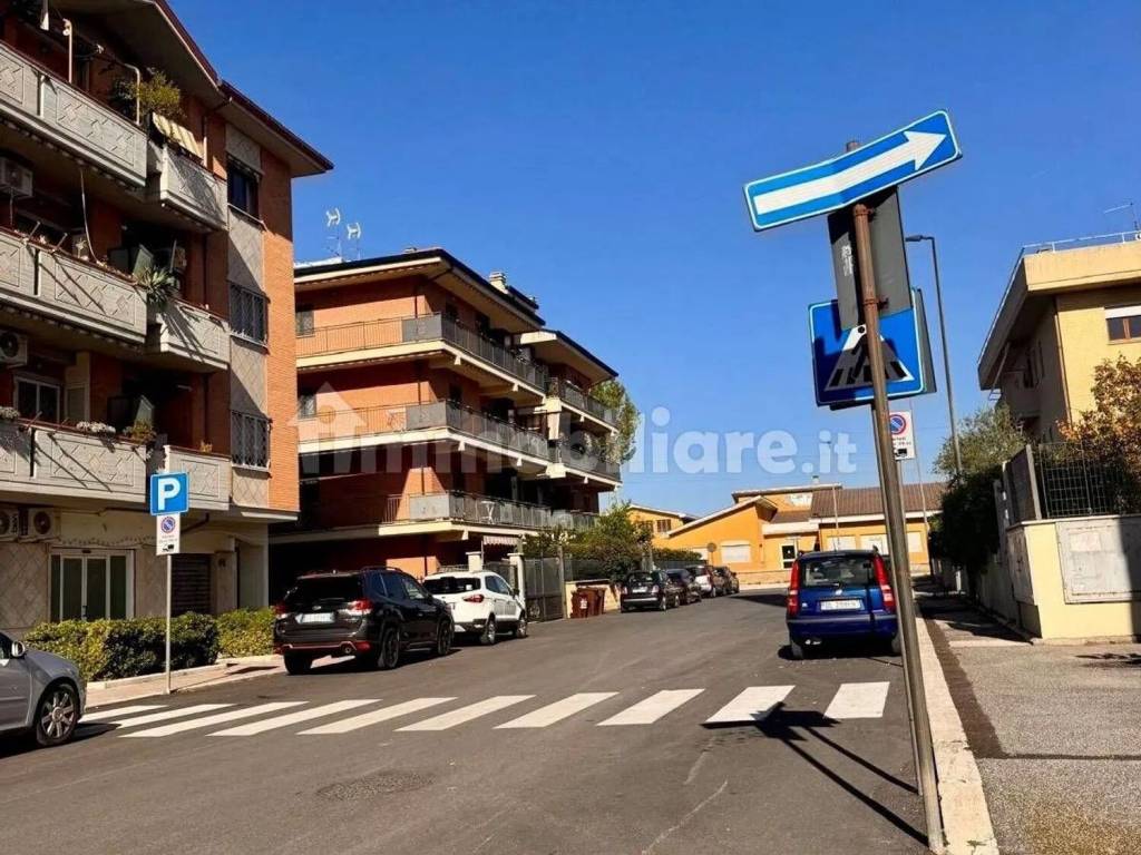 Appartamento a Tivoli in Via Carlo Collodi, 2 - Foto 2