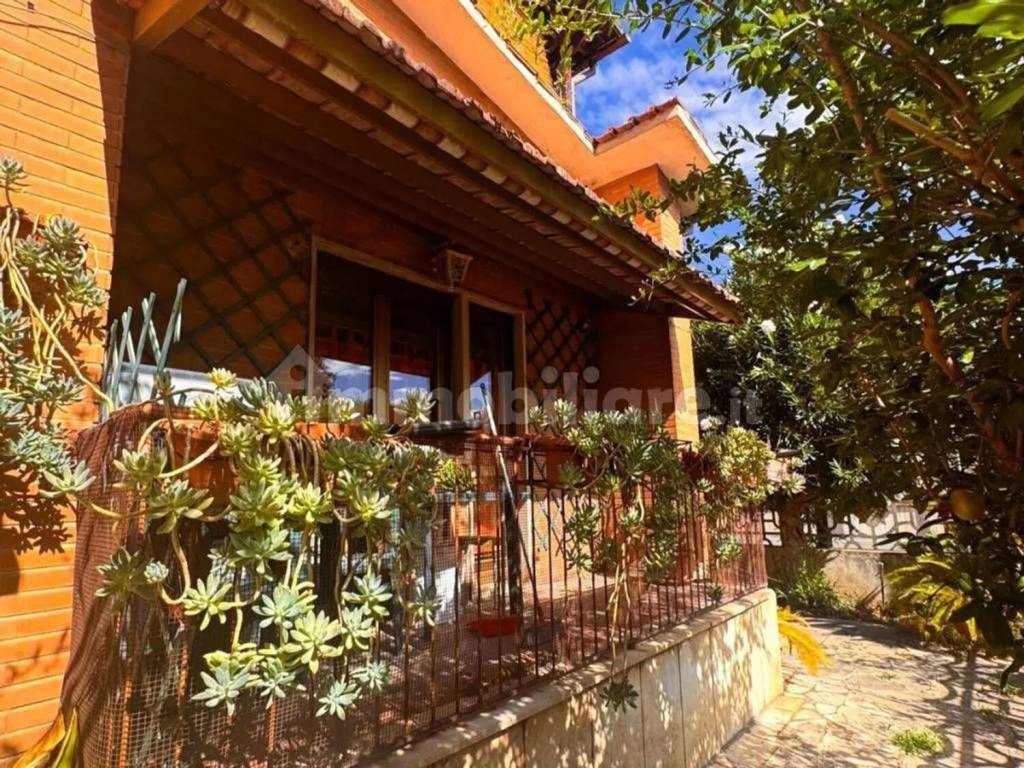 Appartamento a Tivoli in Via Vincenzo Monti, 3 - Foto 2