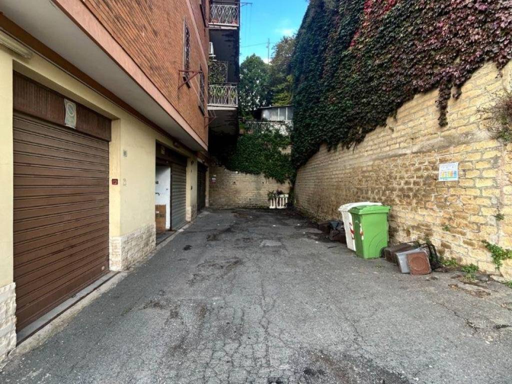 Box / garage a Ariccia in Via del Tesoro, 67 - Foto 2