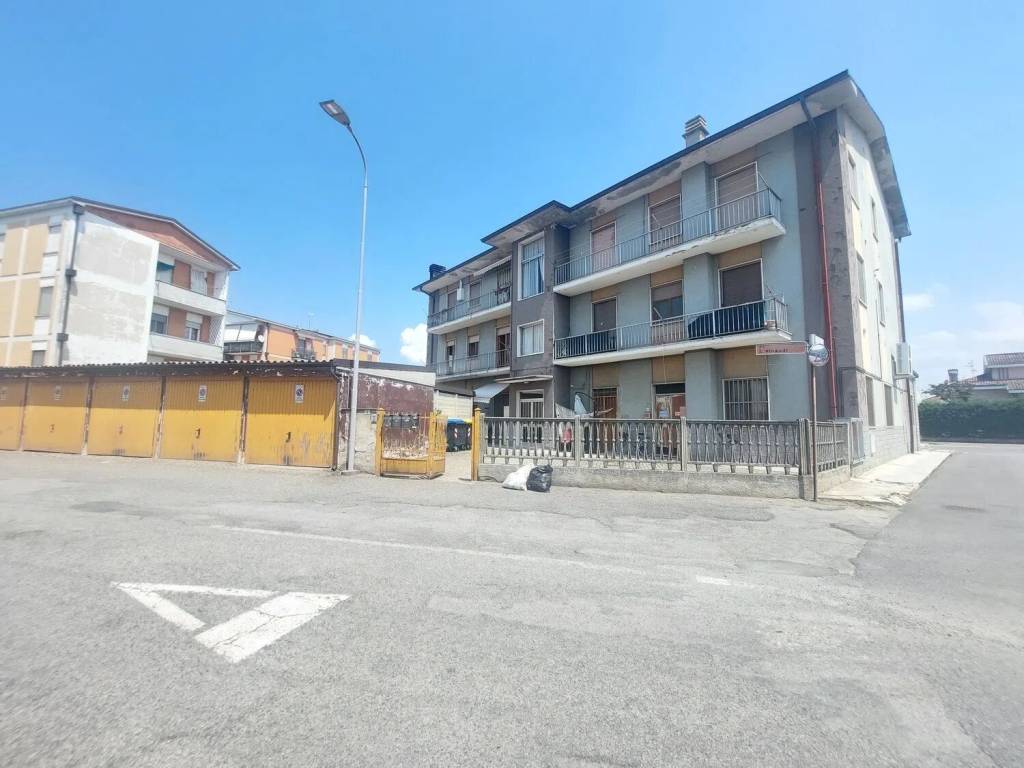 Appartamento a Pieve del cairo in Via L. Einaudi, 2 - Foto 5