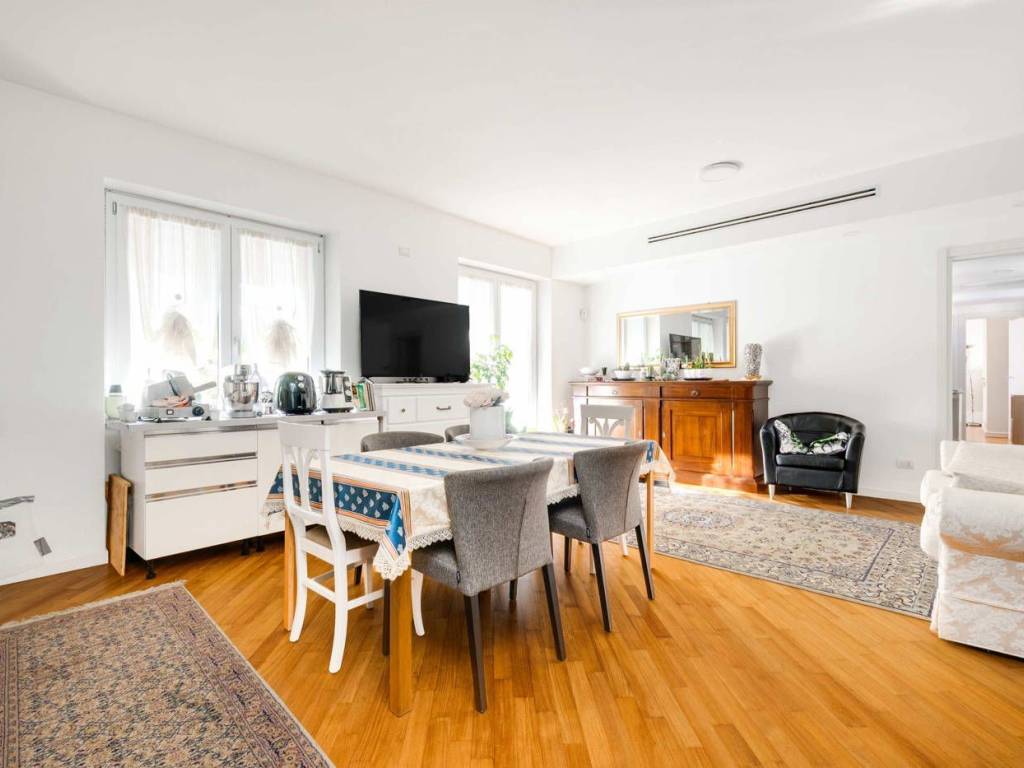 Appartamento a Saronno in via Larga - Foto 3