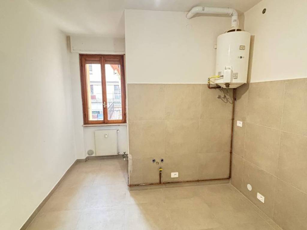 Appartamento a Fiorenzuola d'arda in Via Ugo Bassi - Foto 2