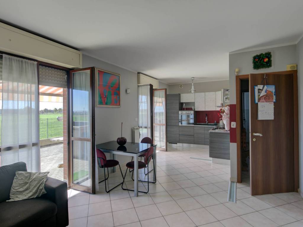Appartamento a Chieri in Via Cesare Pavese, 10 - Foto 2