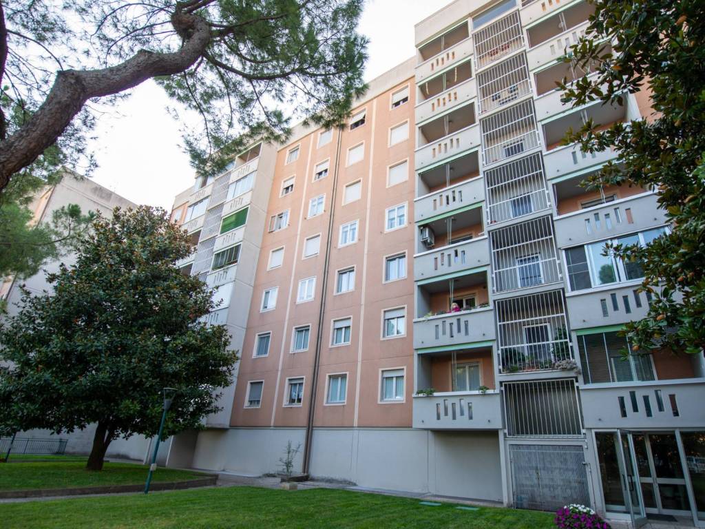 Appartamento a Verona in Via Giovanni Battista Bodoni, 21 - Foto 4