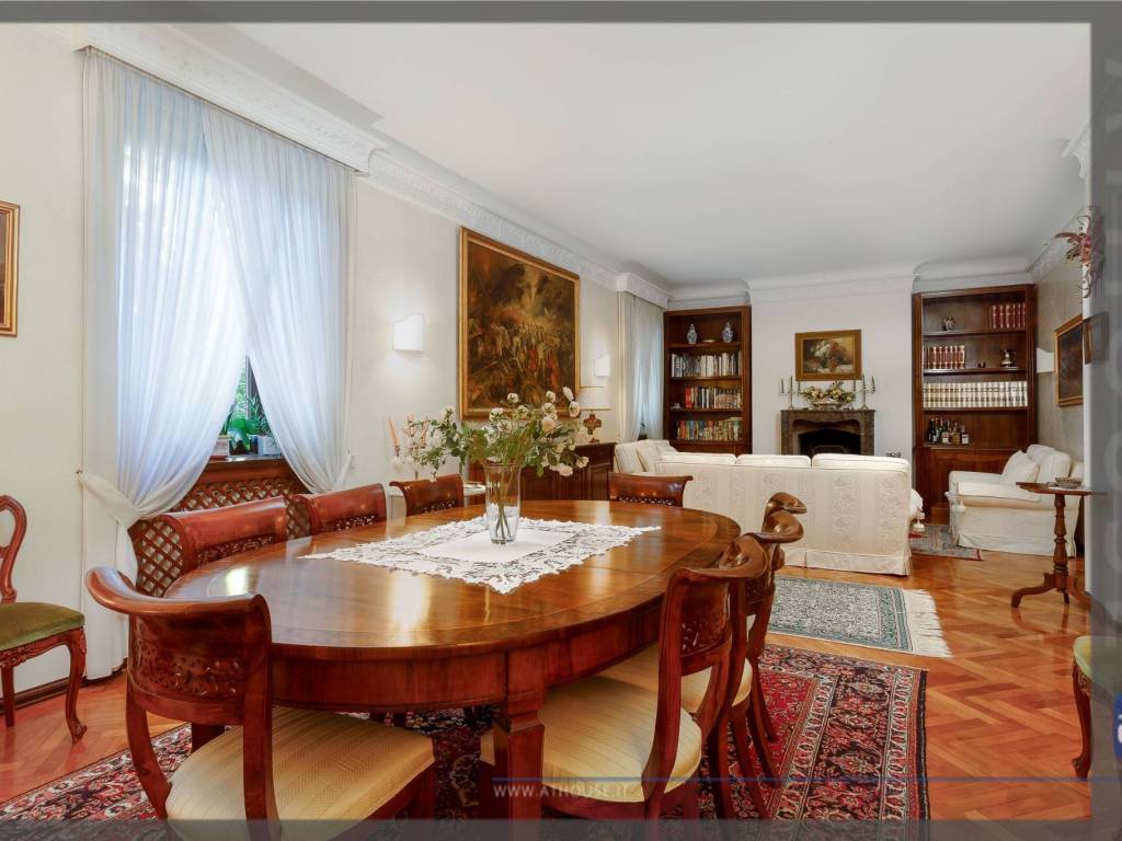 Villa a Trieste in Via Caio Valerio Catullo, 21 - Foto 3