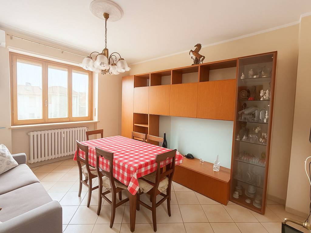 Appartamento a None in Via Amerano, 32 - Foto 2