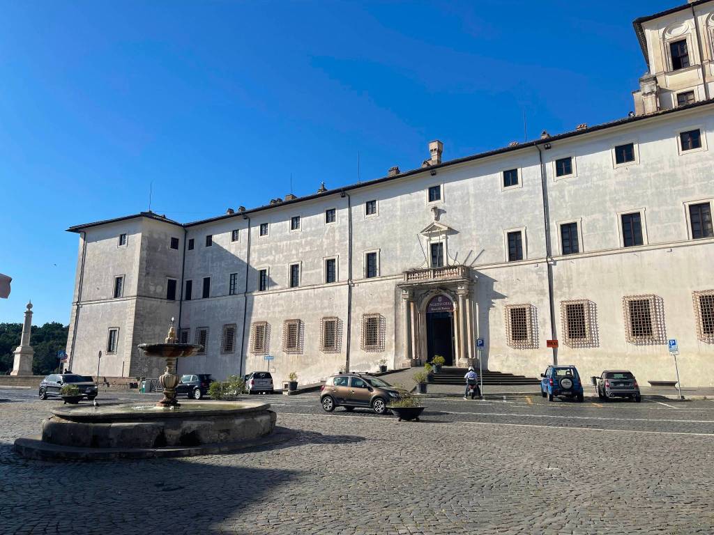 Appartamento a Ariccia in Piazza di Corte - Foto 3