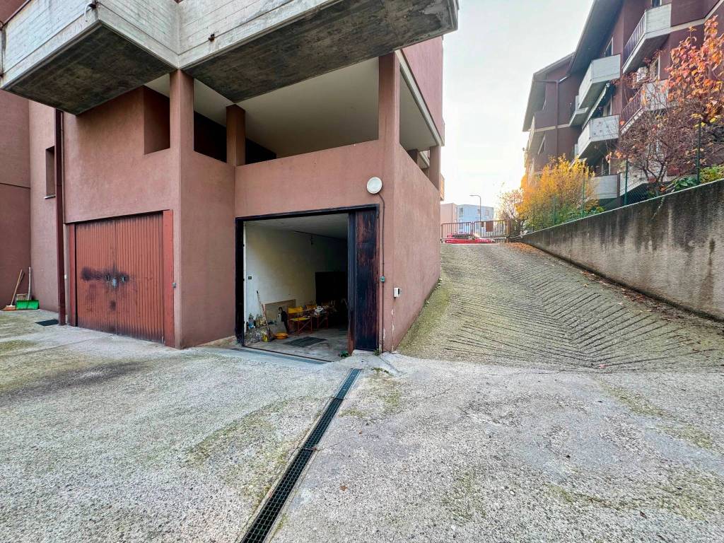 Box / garage a Verona in Via Quarto Ponte - Foto 2