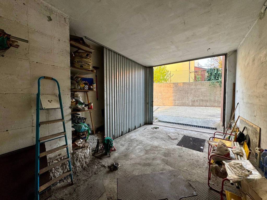 Box / garage a Verona in Via Quarto Ponte - Foto 4
