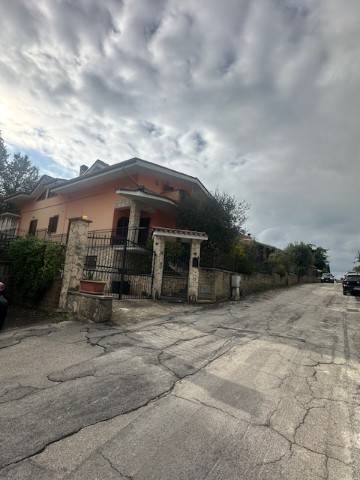 Villa a Alatri in Via Alcide De Gasperi - Foto 4