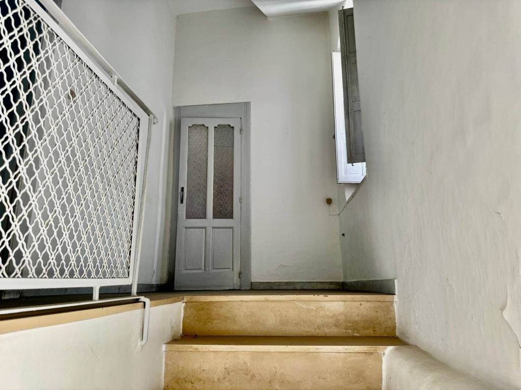 Palazzo / stabile a Adelfia in Corso Vittorio Veneto, 23 - Foto 4