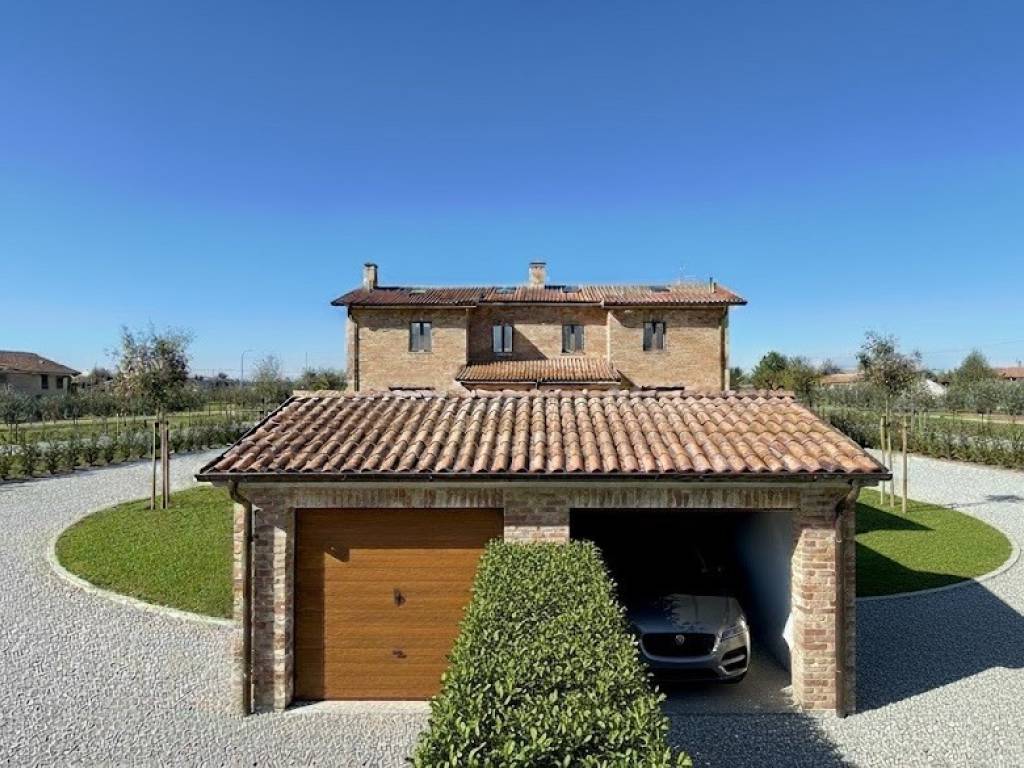 Villa a Villa estense in VIA FINALE, 52 - Foto 2