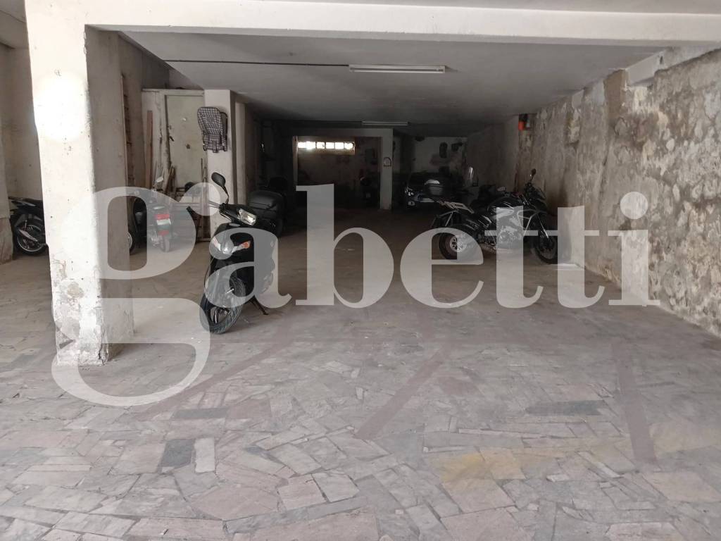 Box / garage a Portici in Via Scalea, 3 - Foto 5