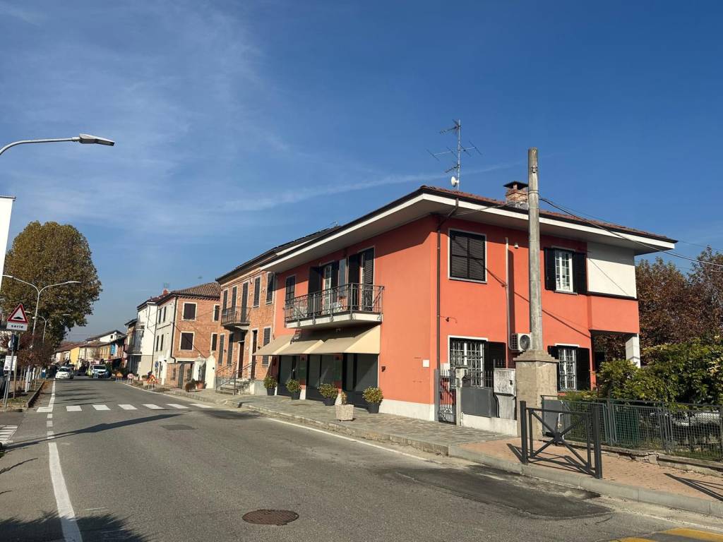 Villa a Costigliole d'asti in Via Giacomo Scotti, 16 - Foto 3
