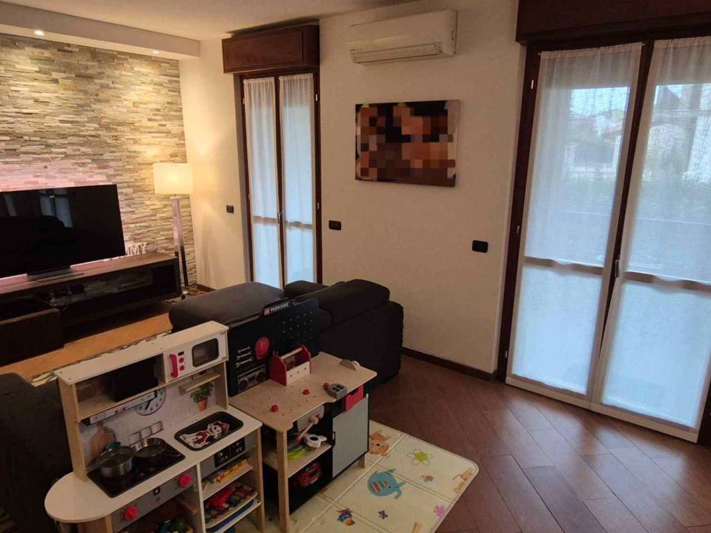 Appartamento a Trecate in Via Monte Grappa - Foto 4