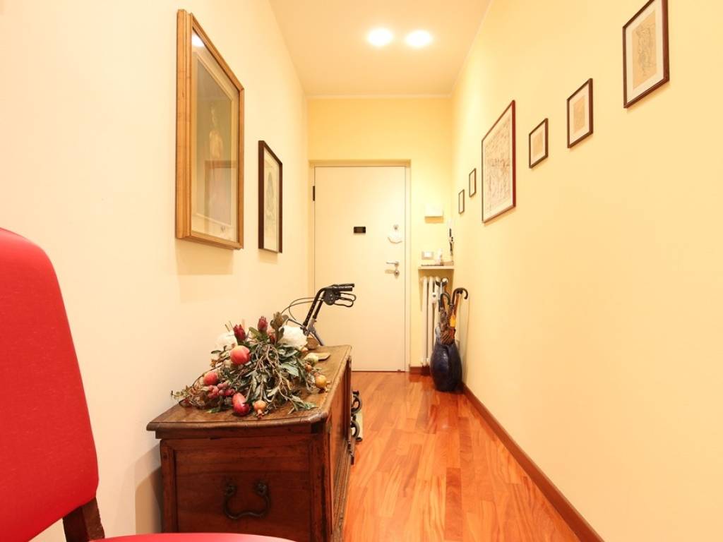 Appartamento a Verona in Via Fratelli Ferroni, 4 - Foto 3