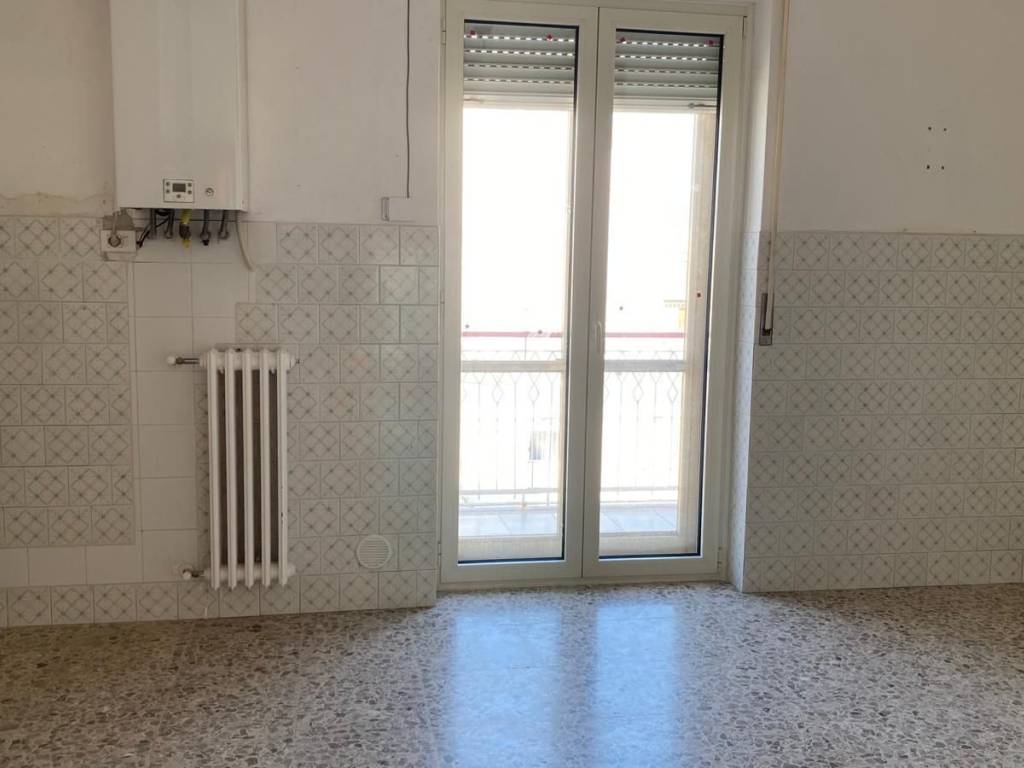 Appartamento a Manfredonia in Via 1 Maggio - Foto 4