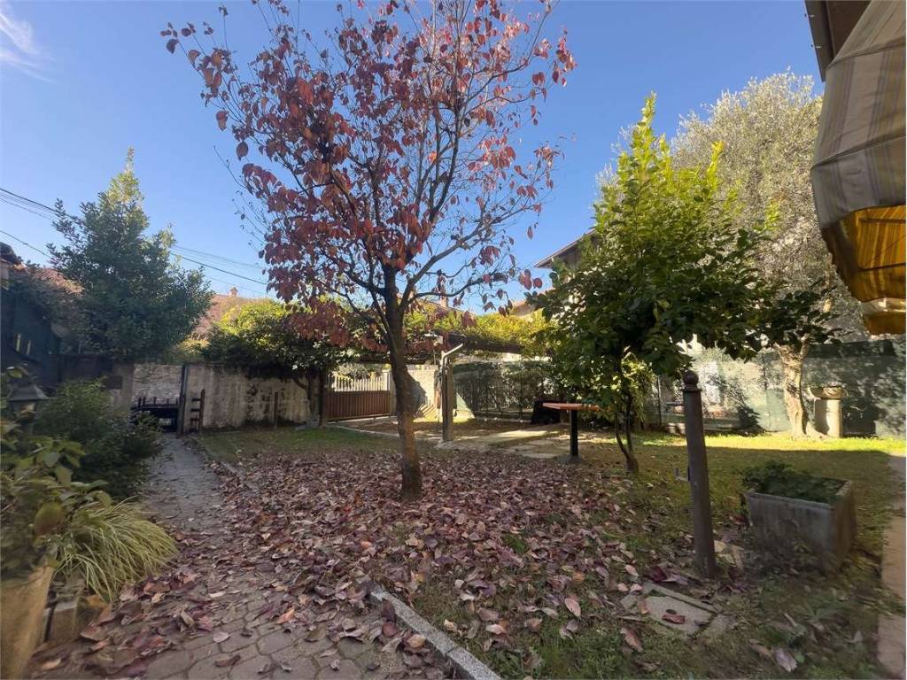 Villa a Cadrezzate con osmate in via maggiore , 7 - Foto 4