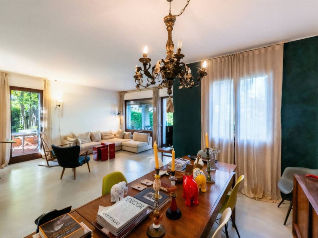 Villa a Gorle in Viale Giulio Zavaritt, 8 - Foto 3