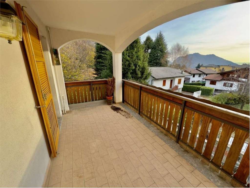 Appartamento a Ballabio in via roma , 26 - Foto 3