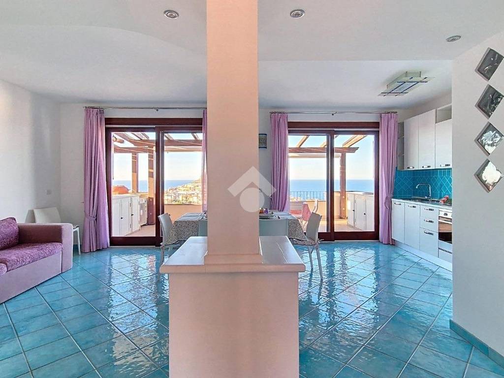 Appartamento a Castelsardo in Via Eleonora D'Arborea, 105 - Foto 4