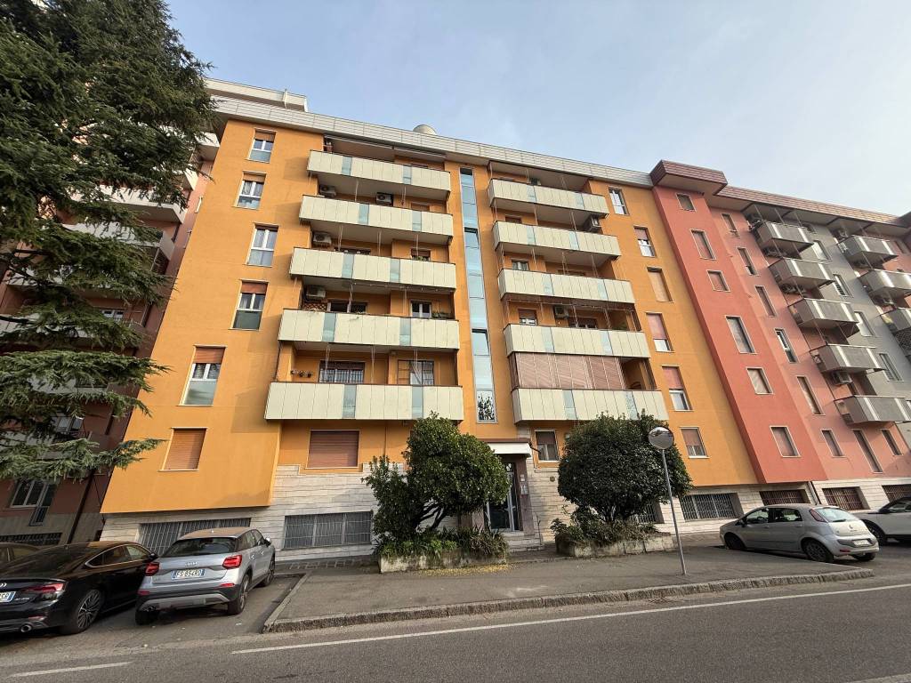 Appartamento a Brescia in Via Rodi - Foto 2