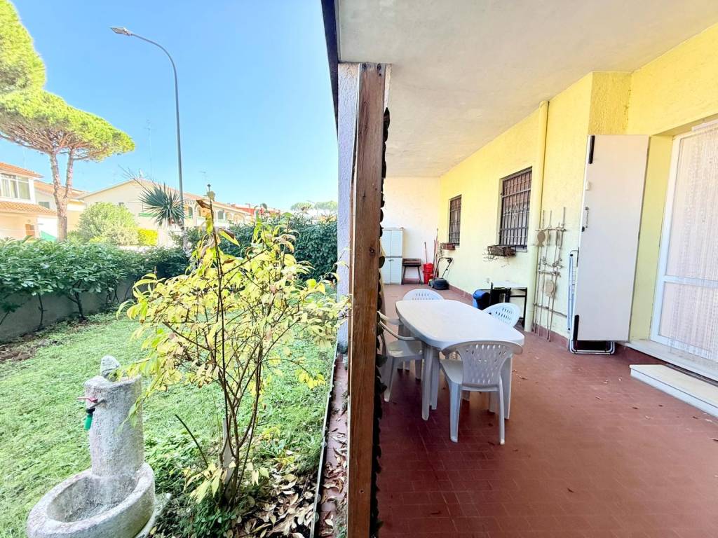Appartamento a Comacchio in Viale Santo Domingo, 5 - Foto 4