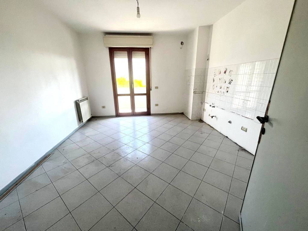 Appartamento a Prato in Via Arcivescovo Giovacchino Limberti - Foto 2