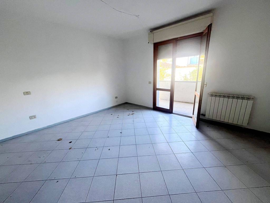 Appartamento a Prato in Via Arcivescovo Giovacchino Limberti - Foto 3
